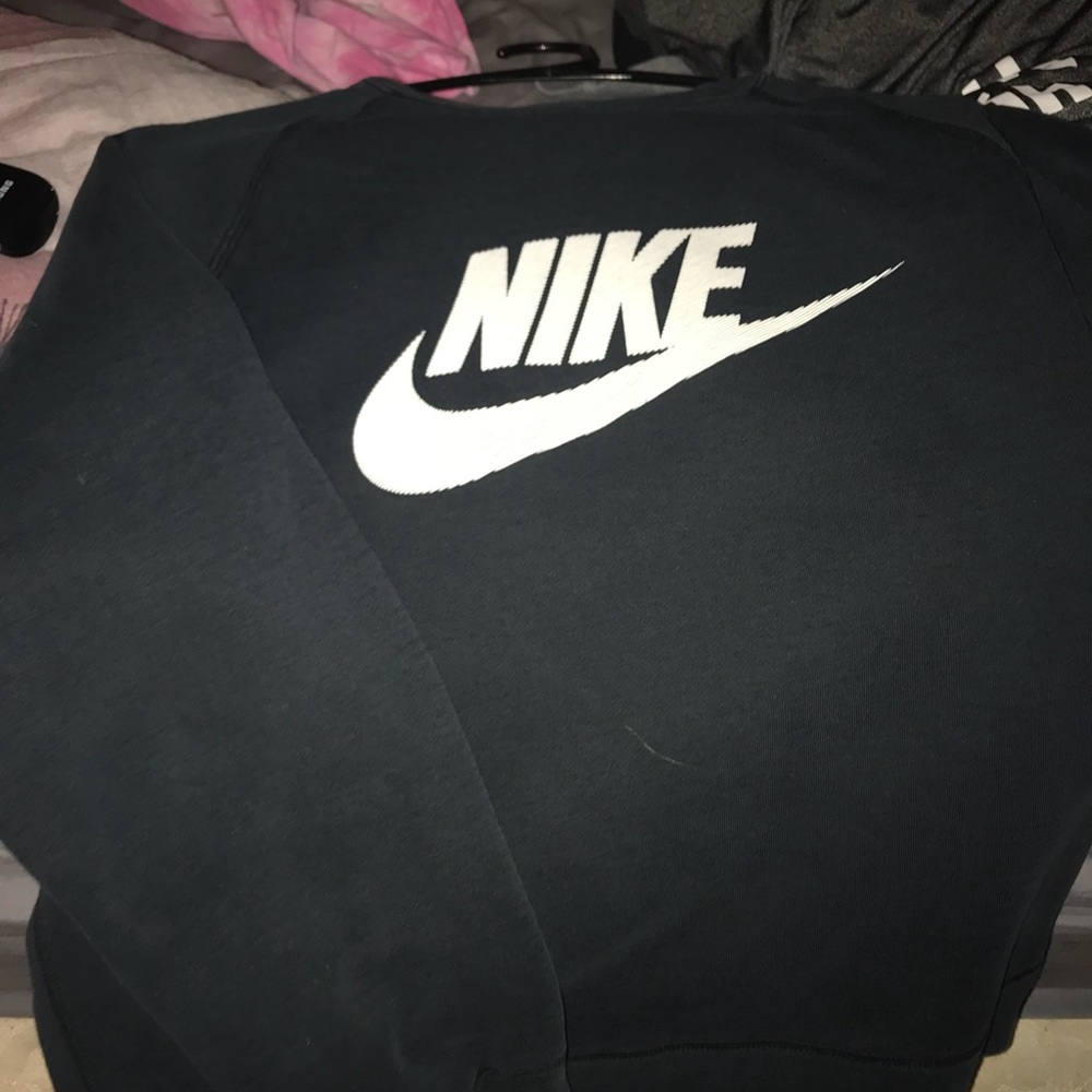 Nike crew neck